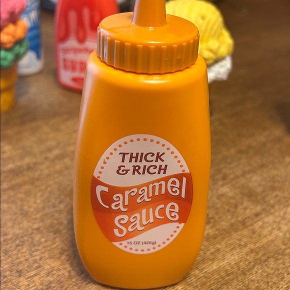 Colorful Ice Cream Cone Decoration Set - Picture 3 of 6